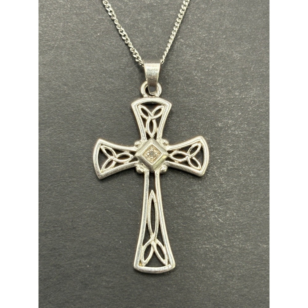 Vintage 18" Sterling Silver Single Diamond Cross Pendant Necklace H18